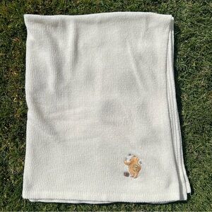 Vintage Classic Pooh Embroidered Chenille Baby Blanket Cream Honey Pot 31x39 GUC